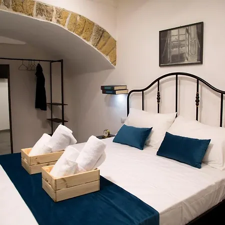 Casa de hóspedes Bottega Orafa 4*